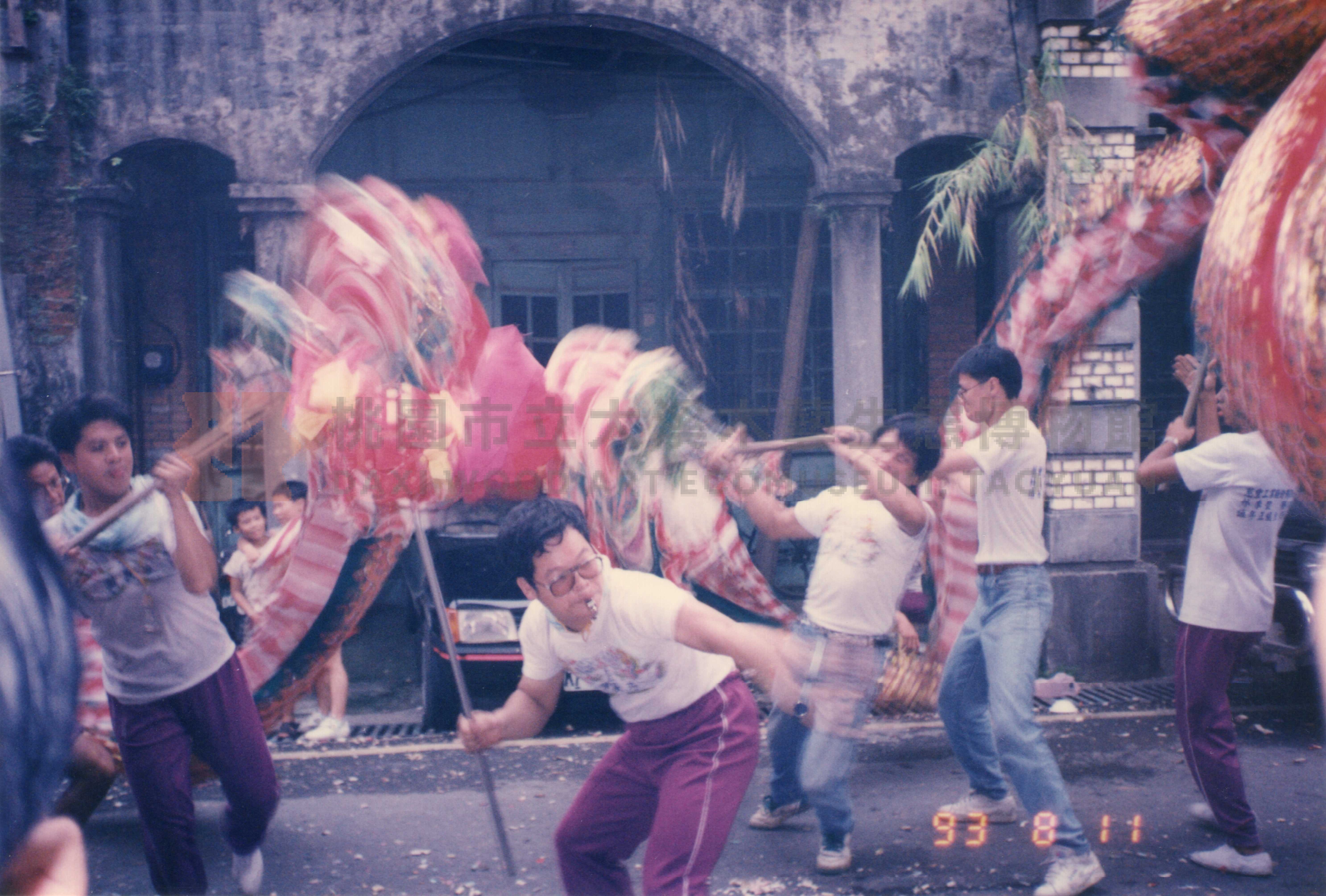 大溪共義團表演舞龍主題的圖片縮圖第4張